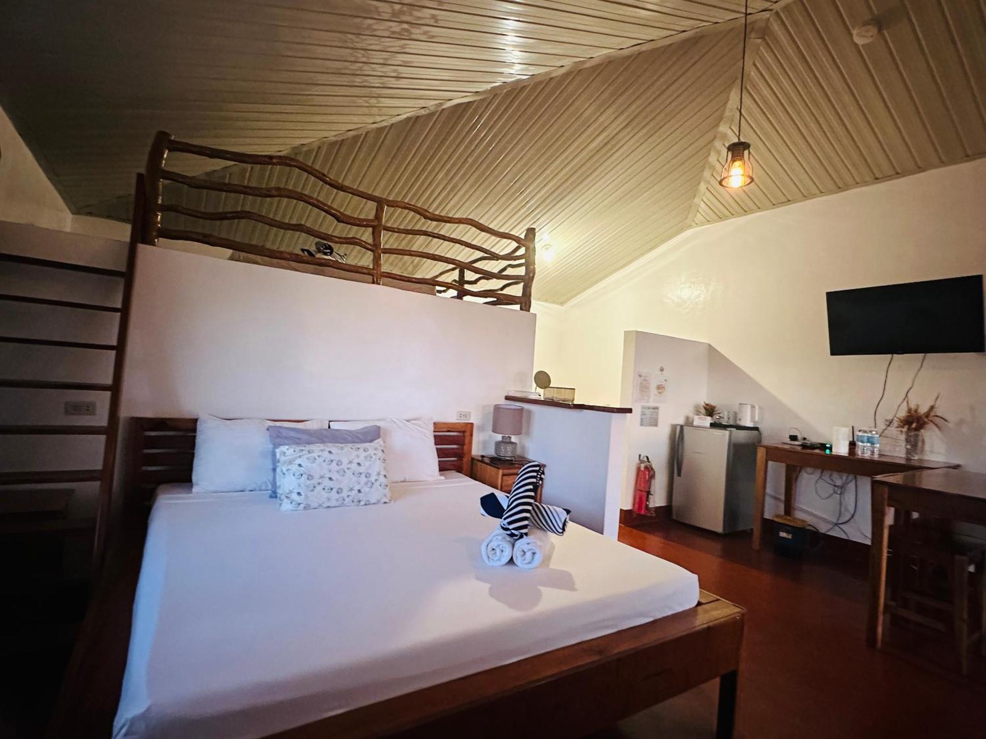 Tongatok Cliff Resort Mambajao Ngoại thất bức ảnh