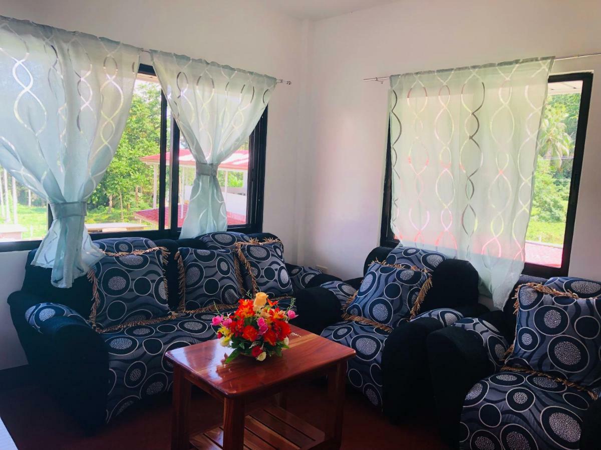 Tongatok Cliff Resort Mambajao Ngoại thất bức ảnh